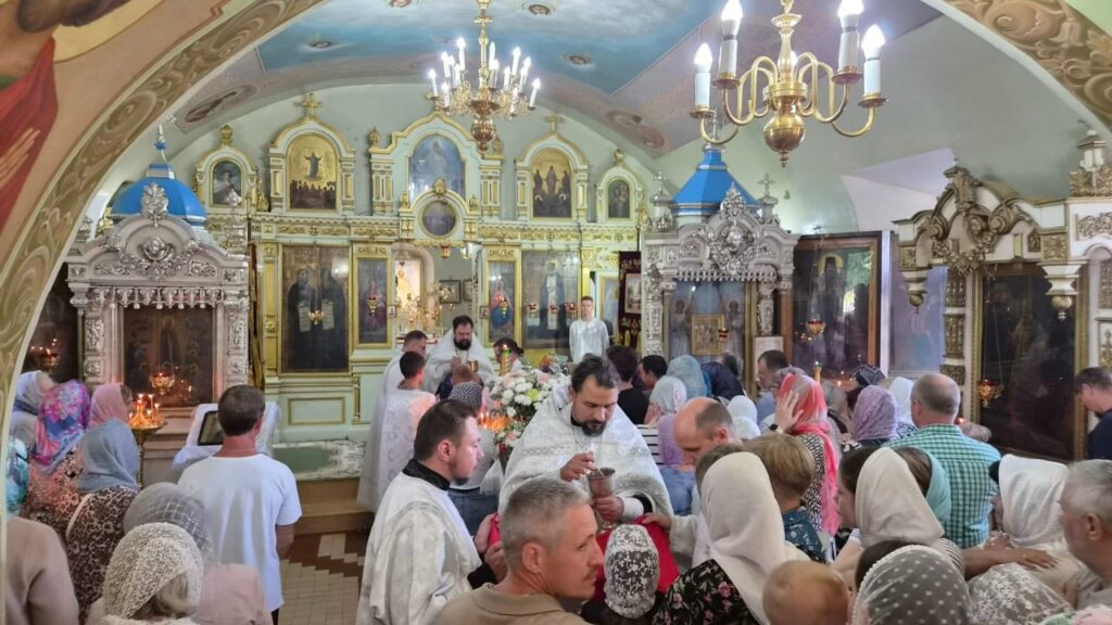 Воскресное богослужение в неделю 12-ю по Пятидесятнице