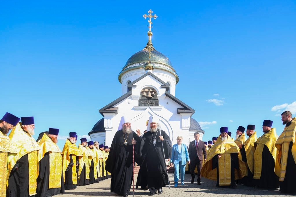 Освящение памятника прп. Силуану Афонскому